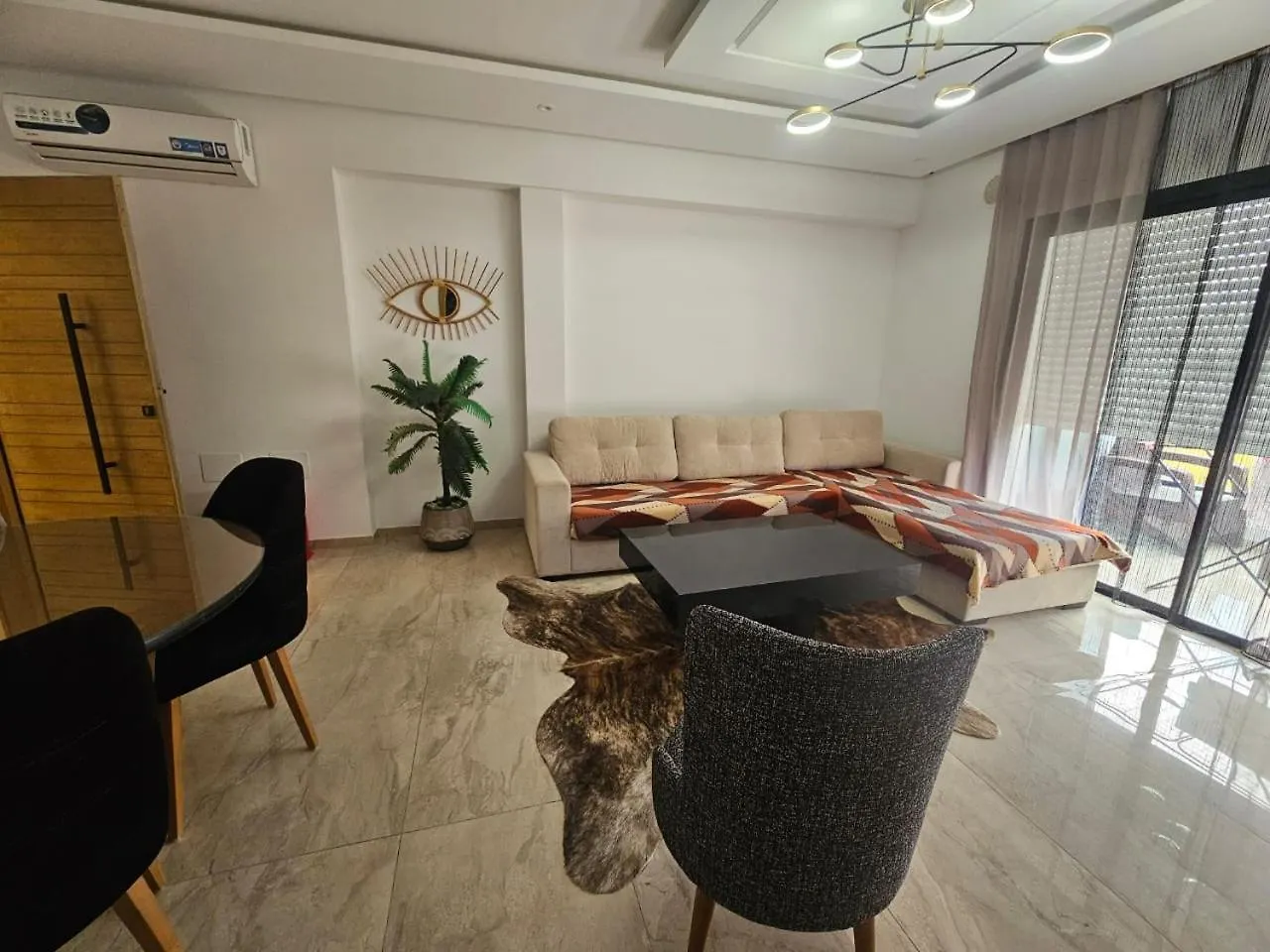 Luxueux S+2 Menzah5 Apartment Ariana